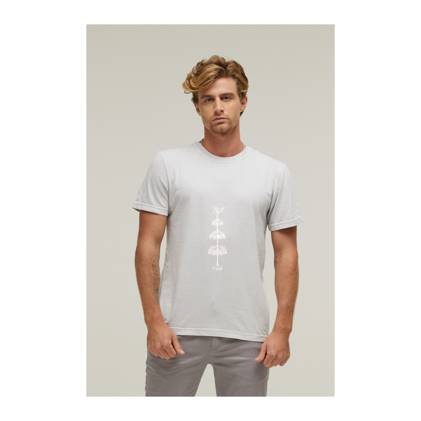 Camiseta Estonada Branco Gelo