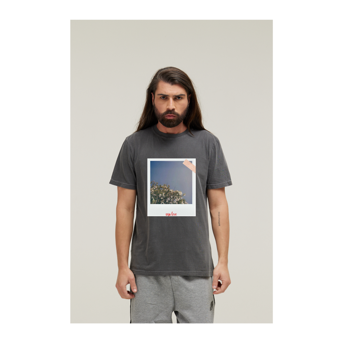 Camiseta Estonada Cinza Chumbo