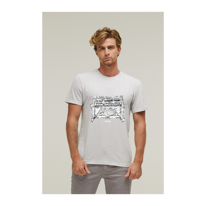 Camiseta Estonada Branco Gelo