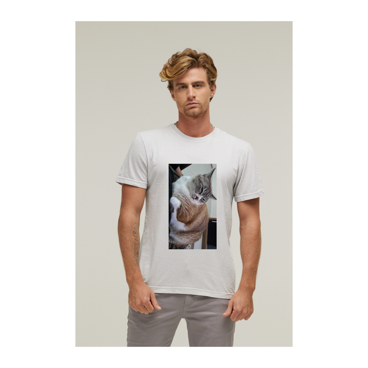 Camiseta Estonada Branco Gelo