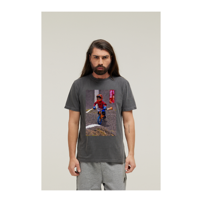 Camiseta Estonada Cinza Chumbo