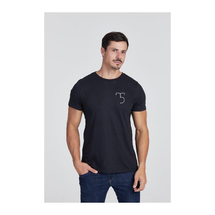 Camiseta Básica Preta