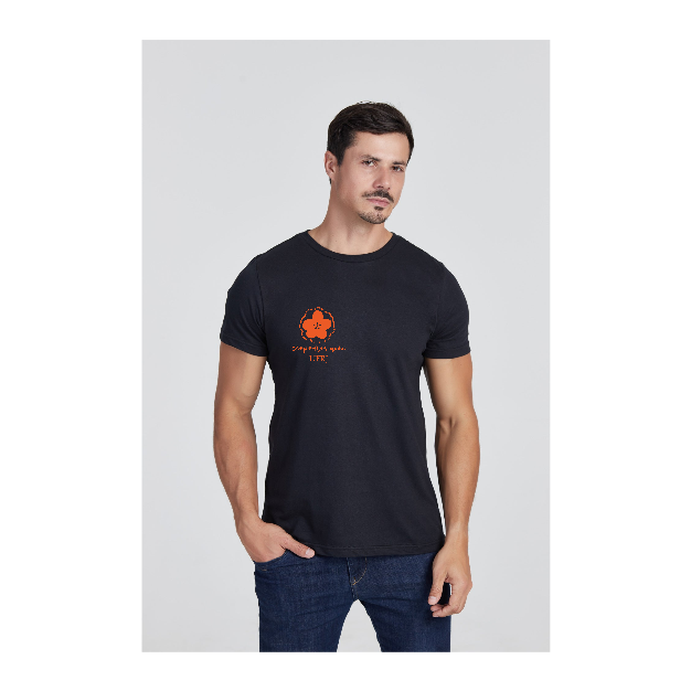 Camiseta Básica Preta