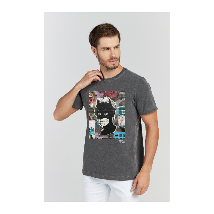 Camiseta Estonada Cinza Chumbo