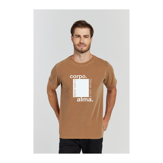 Camiseta Estonada Marrom