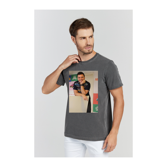 Camiseta Estonada Cinza Chumbo